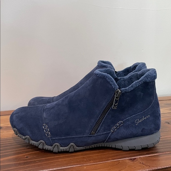 Skechers Earthy Chic Relaxed Fit Suede Biker Boots
In Navy Size 12 Wide - Picture 3 of 11